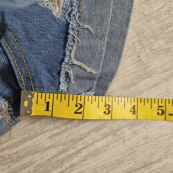 Women's Denim Star-Embellished Blue Distressed Women's High Rise Shorts Size S - Picture 9 of 12